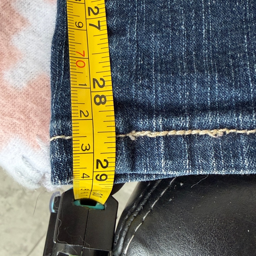 Levi's Skinny Jeans in Blue Wash 535 legging size Junior 5M or fits like a 4 - Picture 8 of 8